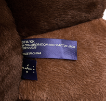 Load image into Gallery viewer, CACTUS JACK X TAKASHI MURAKAMI - FLOWER PLUSH (BROWN)