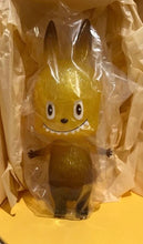 Load image into Gallery viewer, Kasing Lung - “Sail to the Moon” Tea Cup & Plate Set (Landmark HK)