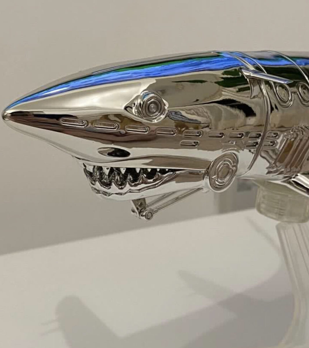 その他 Hajime Sorayama Shark 2021 Silver Plated Hajime Sorayama - Sorayama Shark (Silver) – Toyol Toys