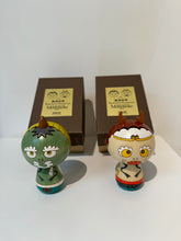 Load image into Gallery viewer, Takashi Murakami - Wind & Thunder God Kokeshi dolls (Mononoke Kyoto ) (Complete set of 2)
