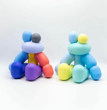 Load image into Gallery viewer, Yoon Hyup - Juggler (Complete Set of 2)