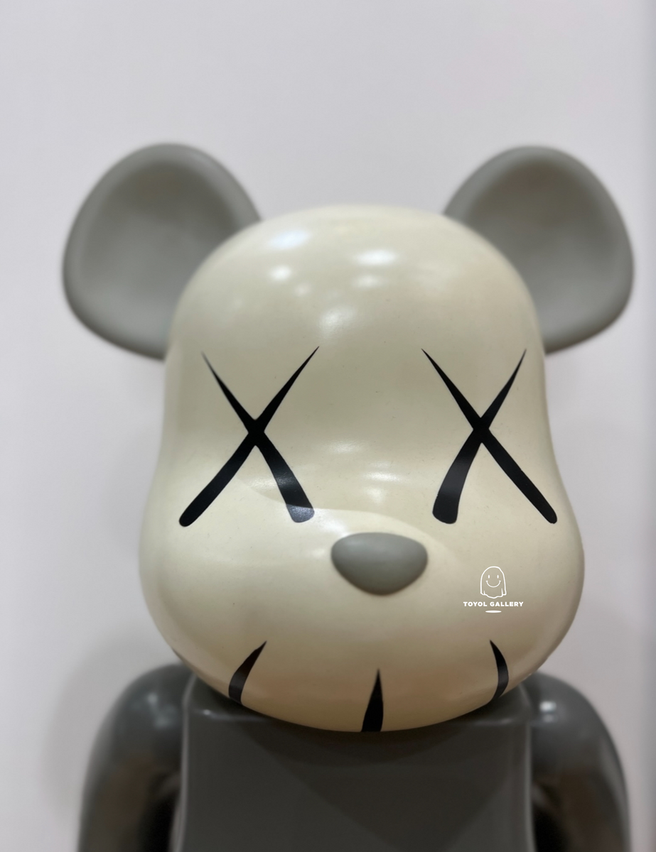 KAWS - Companion 2002 Be@rbrick (Grey) 1000% – Toyol Toys