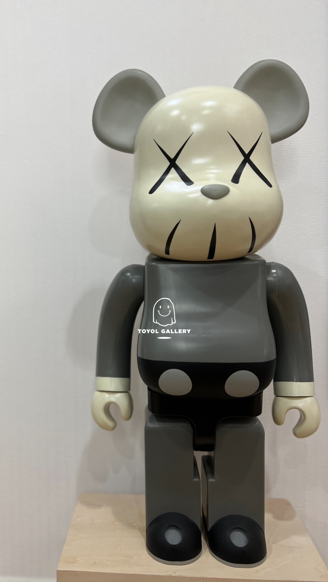KAWS - Companion 2002 Be@rbrick (Grey) 1000% – Toyol Toys
