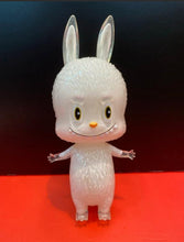 Load image into Gallery viewer, Kasing Lung - Labubu Trilogy ( White, Zimomo, The Monsters)