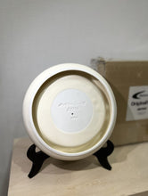 Load image into Gallery viewer, KAWS - OriginalFake Ashtray (White)