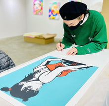 Load image into Gallery viewer, Hime - Live Every Moment