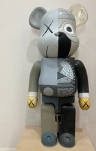 Load image into Gallery viewer, Companion 2002 Be@rbrick (Grey) 1000%