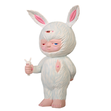 Load image into Gallery viewer, Alex Face - Baby Rabbit (Eskimo) Sculpture
