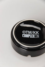 Load image into Gallery viewer, Takashi Murakami - Flower Ashtray (Complexcon)
