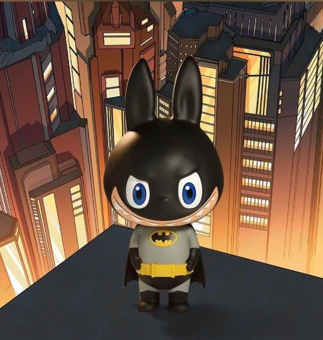 LABUBUバットマンのコスライダーpopmart　新品未開封 Kasing Lung - Labubu Batman (Black) – Toyol Toys
