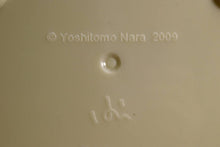 Load image into Gallery viewer, 奈良 美智 Yoshitomo Nara -  Gummi Girl Luminous - Chan (White, Glow in Dark)
