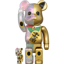 Load image into Gallery viewer, Medicom Toy - Bearbrick Fortune Cat  100% &amp; 400% (Be@rbrick, Gold Plated, Transparent, Pink)
