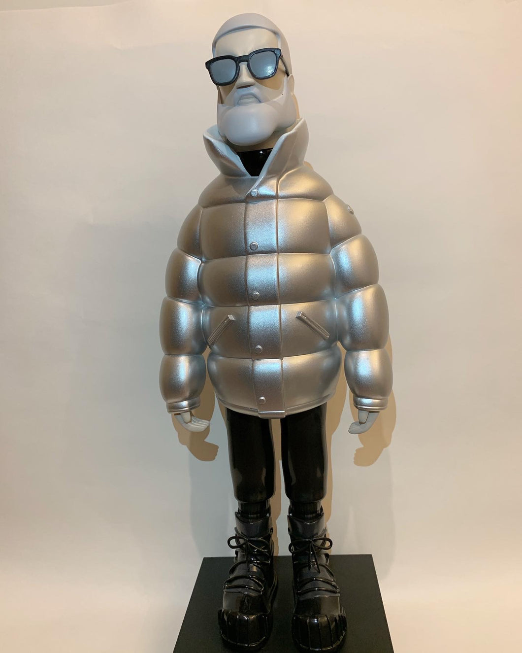 Craig Costello (KRINK) - Mr. Moncler
