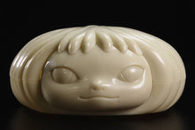 Load image into Gallery viewer, 奈良 美智 Yoshitomo Nara -  Gummi Girl Luminous - Chan (White, Glow in Dark)
