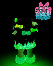 Load image into Gallery viewer, Grape Brain (Rage) Instinctoy Hiroto Ohkubo - Erosion Nigiru 1st Color (Fantasia GID , Glow in Dark)

