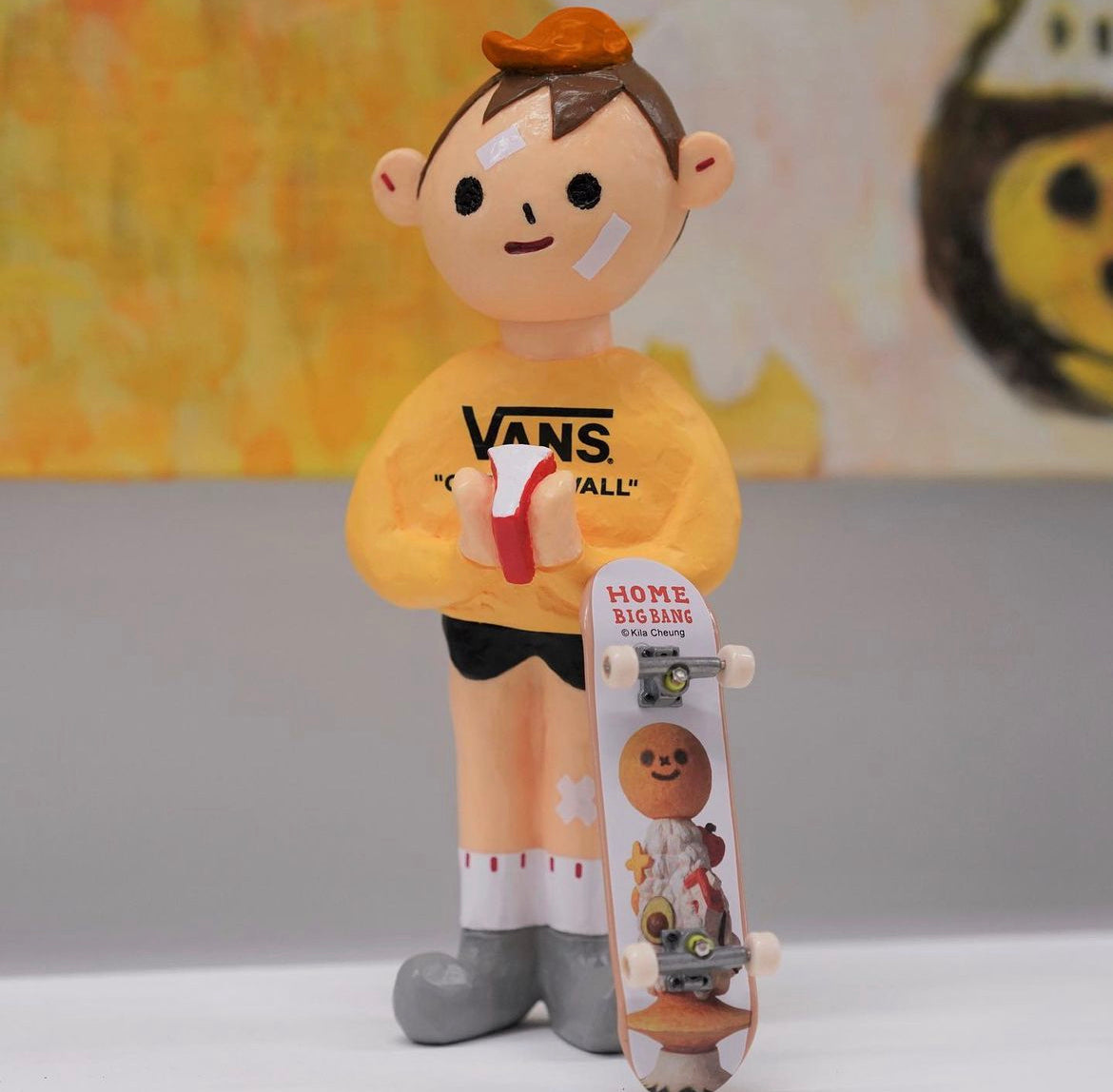 KILA CHEUNG フィギュア　VANS Kila Cheung - Siu Ming The Reader (Vans) (Yellow) – Toyol Toys