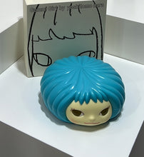 Load image into Gallery viewer, 奈良 美智 Yoshitomo Nara -  Gummi Girl (Blue)
