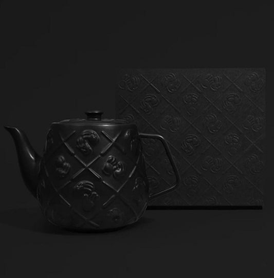 KAWS - Teapot ( Black)