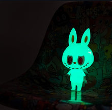 Load image into Gallery viewer, Kasing Lung - King Mon (DC CON, Glow in dark, Wings, THE MONSTERS, Zimomo)2025
