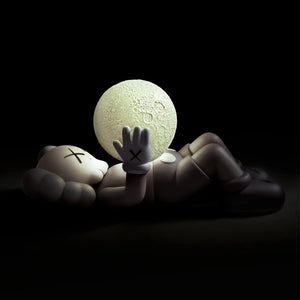 KAWS  - HOLIDAY SHANGHAI - Figure (Brown)