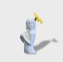 Load image into Gallery viewer, Takeru Amano - VENUS &amp; COUDEX ( White, Vase , Botanize)

