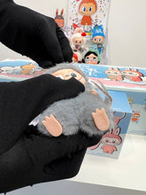 Load image into Gallery viewer, Kasing Lung - ‘W&#39; Pin For Love (The Monsters, Pop Mart)
