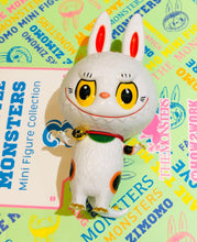 Load image into Gallery viewer, Kasing Lung - Zimomo Maneki Neko (Fortune Cat, White, labubu)
