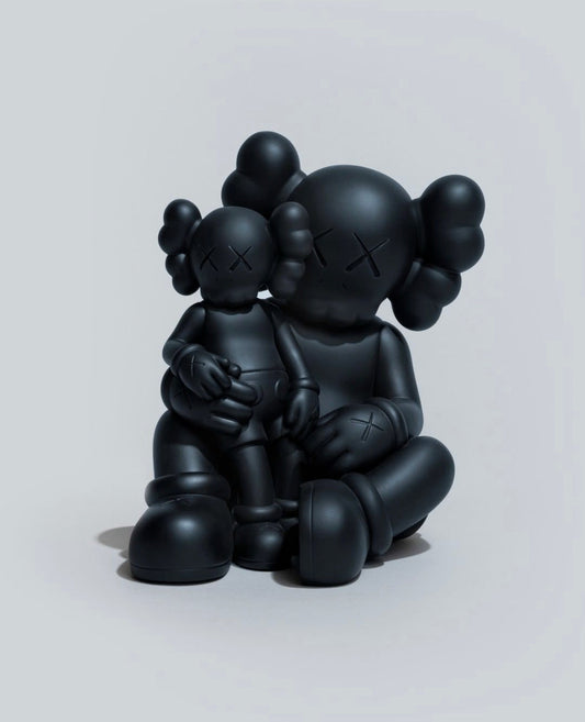 Kaws - Holiday: Changbai Mountain (Black)