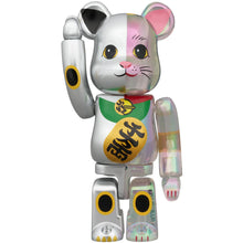 Load image into Gallery viewer, Medicom Toy - Bearbrick Fortune Cat  100% &amp; 400% (Be@rbrick, Silver Plated, Transparent)

