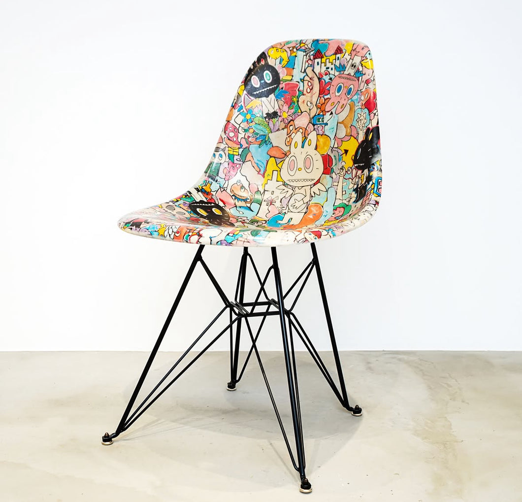 Kasing Lung - Modernica X Dcon X Kasing Lung Side Shell Eiffel Chair (Labubu, zimomo)