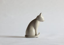 Load image into Gallery viewer, Yuya Hashizume - Mini Morokoshi-kun (Cat)
