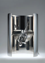 Load image into Gallery viewer, Hajime Sorayama - Robot_Space traveler 1/6 scale
