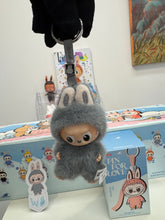 Load image into Gallery viewer, Kasing Lung - ‘W&#39; Pin For Love (The Monsters, Pop Mart)
