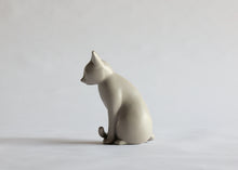 Load image into Gallery viewer, Yuya Hashizume - Mini Morokoshi-kun (Cat)
