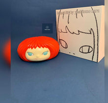 Load image into Gallery viewer, 奈良 美智 Yoshitomo Nara -  Gummi Girl  (Red)
