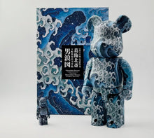 Load image into Gallery viewer, Be@RBRICK 100% &amp; 400% Masculine Waves Katsushika Hokusai (Bearbrick, Kanmachi Festival Cart Ceiling Prints)
