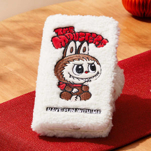 Kasing lung - THE MONSTERS Classic Series - Plush Flip Phone Case Iphone 15 PRO