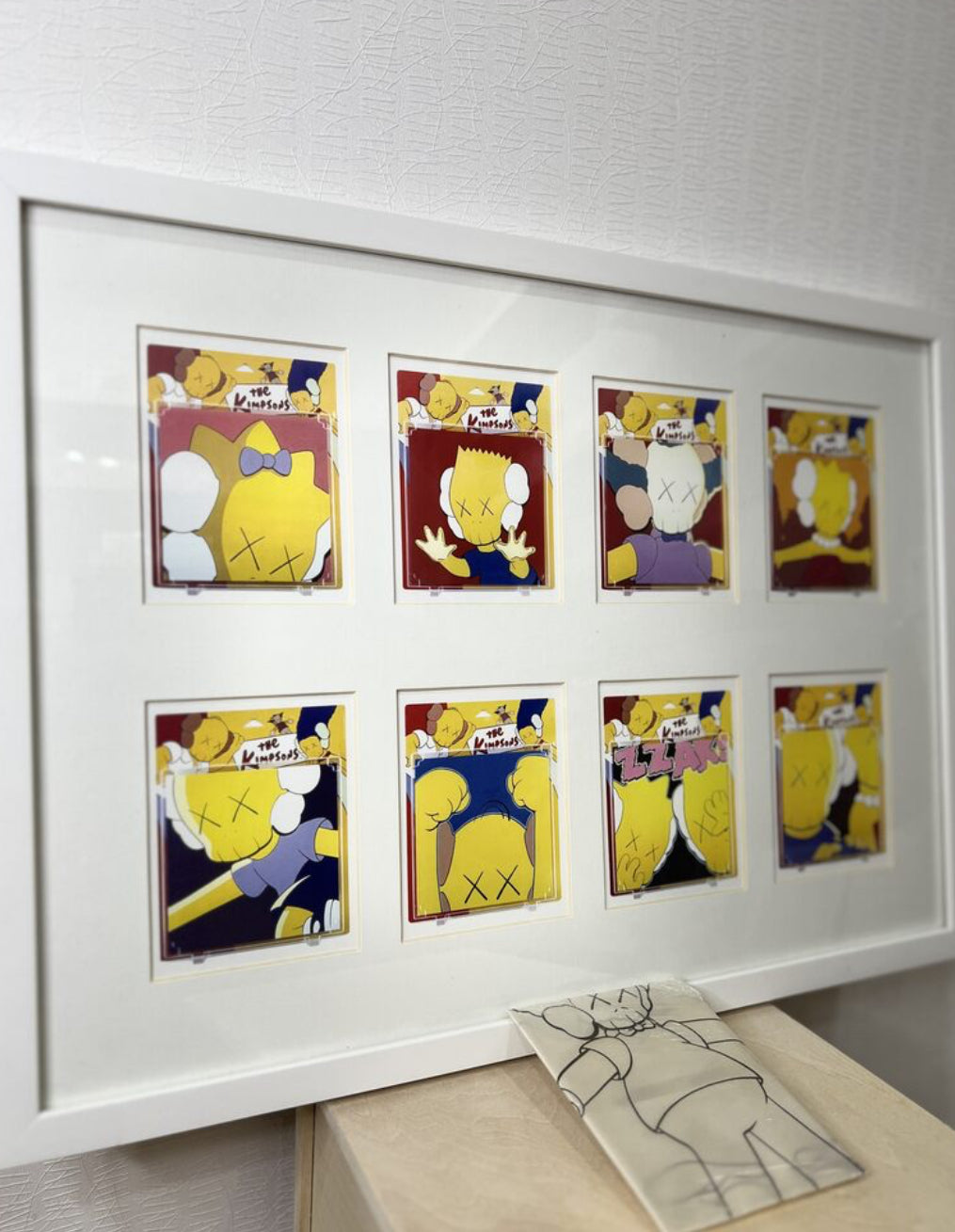 KAWS VGN海外限定ポストカード KAWS VGN海外限定ポストカード Kaws NGV
