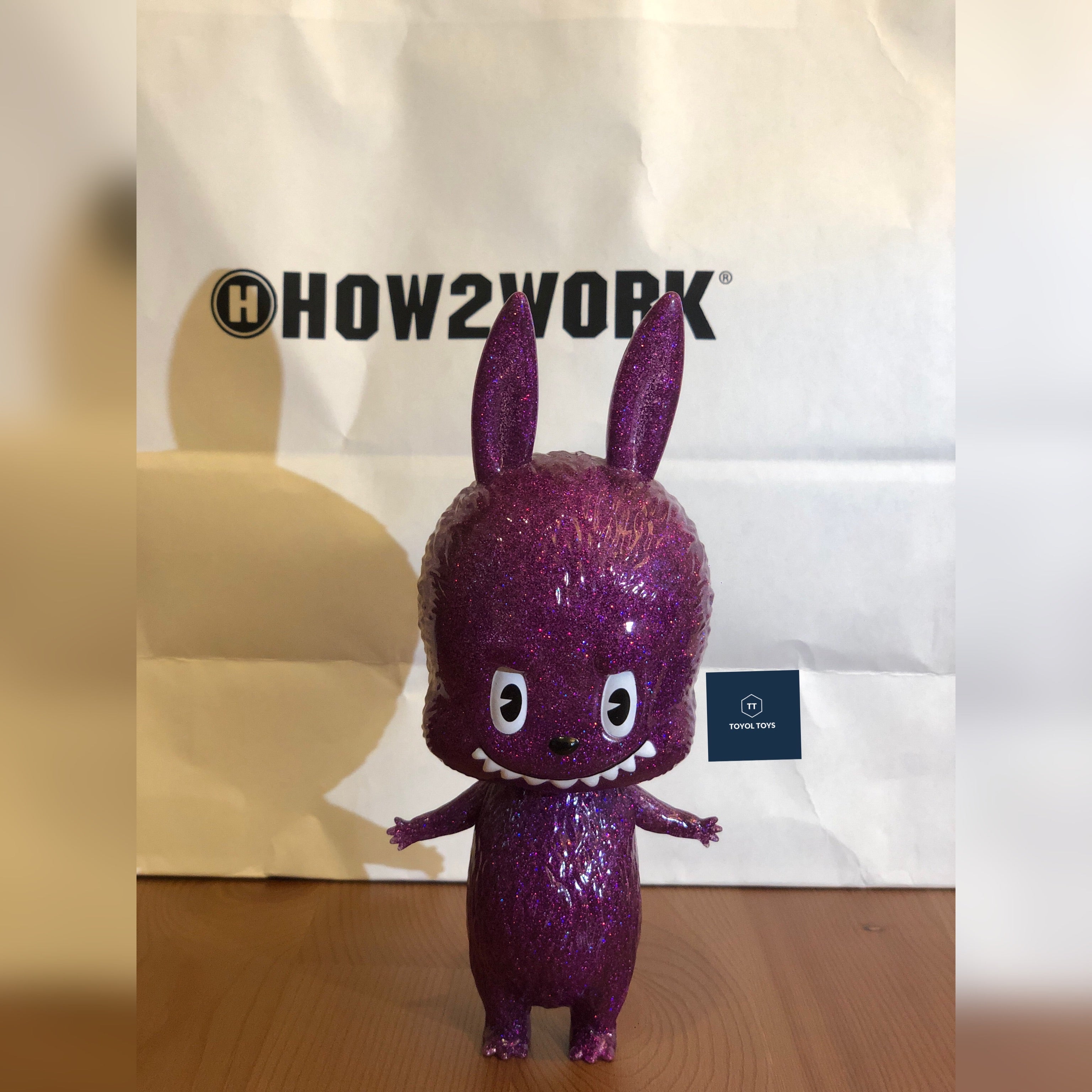 Amazon.co.jp: HOW 2 WORKS/ラブブ LABUBU 大佐/フィギュア王